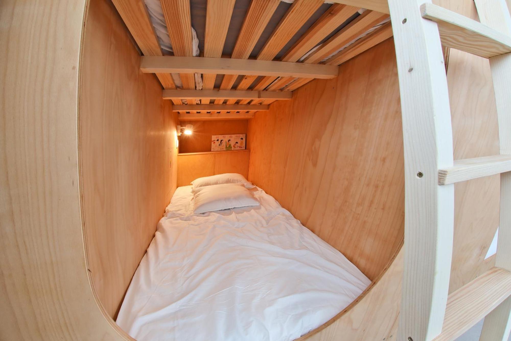 Unique Boat Apartments By Lake - Kajuta 1958 Námestovo المظهر الخارجي الصورة